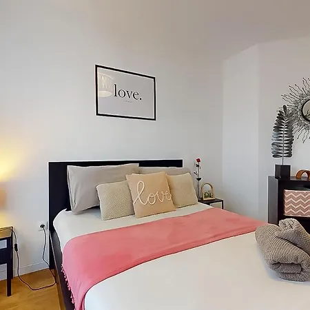 T2 Exceptionnel Avec Terrasse Drancy